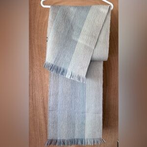 Shupaca Alpaca Polar Drift Scarf Gray Blue White 78x11 Cozy Lightweight Unisex